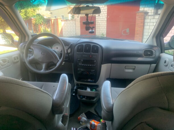 Dodge Caravan IV, 7 мест, 2006 г.