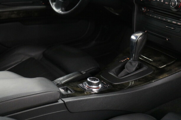 BMW 3 серия E90, E91, E92, E93, 2008 г.