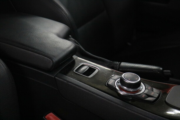 BMW 3 серия E90, E91, E92, E93, 2008 г.