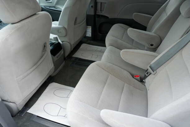 Toyota Sienna III (XL30), 7 мест, 2016 г.