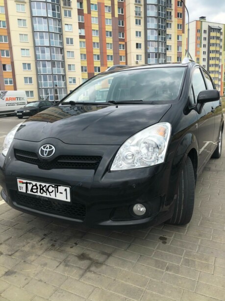 Toyota Corolla Verso III (AR10), 7 мест, 2008 г.