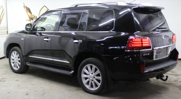 Lexus LX III, 2008 г.