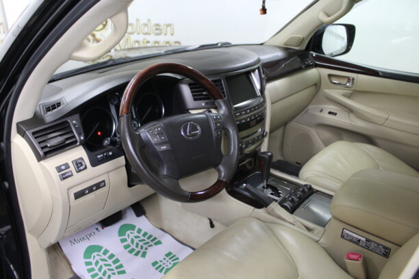 Lexus LX III, 2008 г.