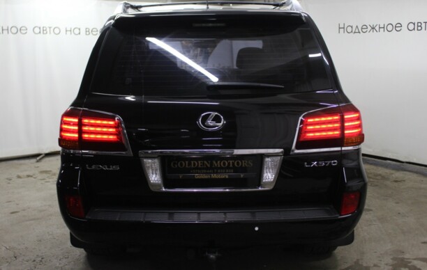 Lexus LX III, 2008 г.