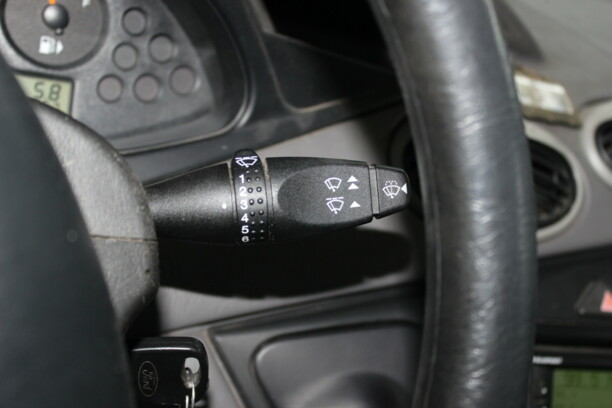 Ford Focus I · Рестайлинг, 2003 г.