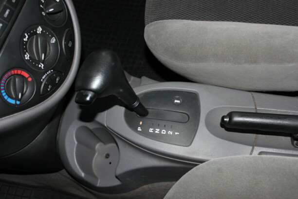 Ford Focus I · Рестайлинг, 2003 г.