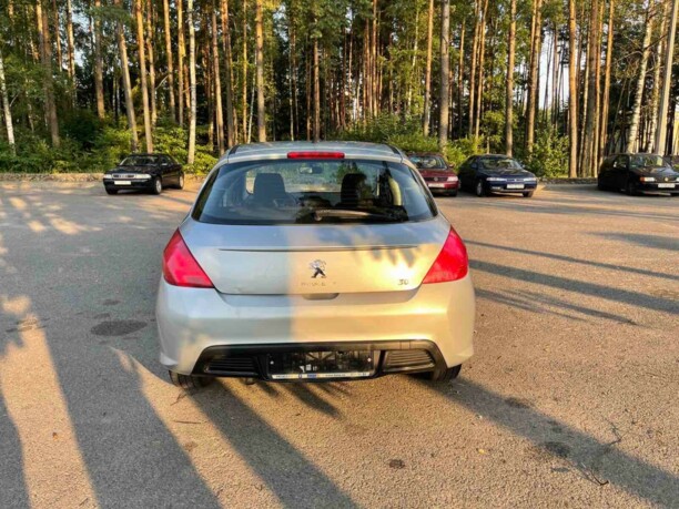 Peugeot 308 T7 · Рестайлинг, 2011 г.