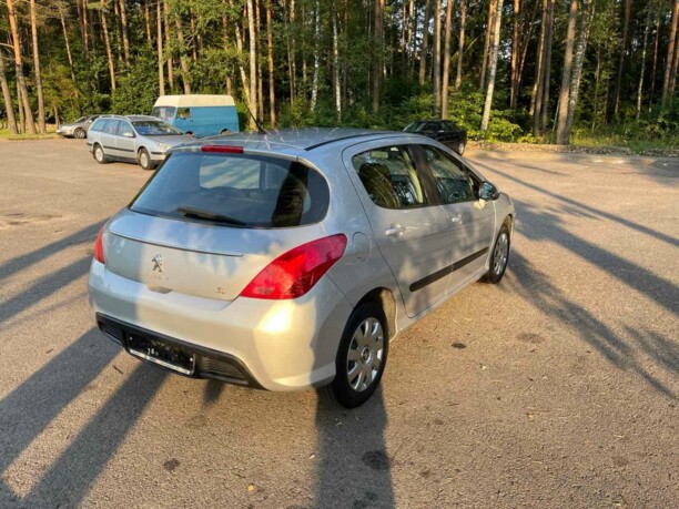 Peugeot 308 T7 · Рестайлинг, 2011 г.