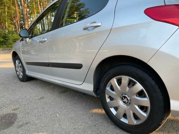Peugeot 308 T7 · Рестайлинг, 2011 г.