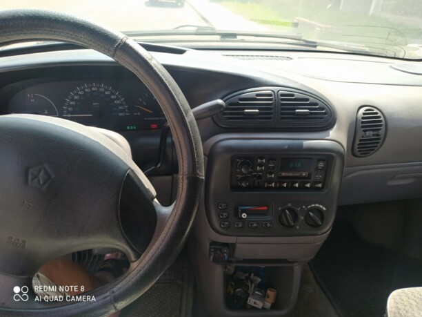 Dodge Caravan III, 7 мест, 2000 г.