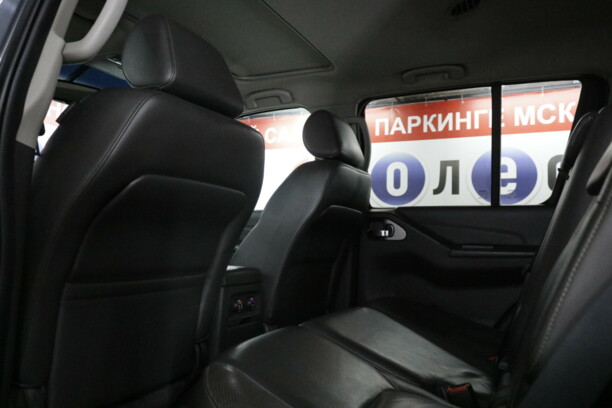 Nissan Pathfinder R51 · Рестайлинг, 7 мест, 2011 г.