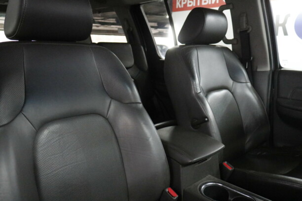 Nissan Pathfinder R51 · Рестайлинг, 7 мест, 2011 г.