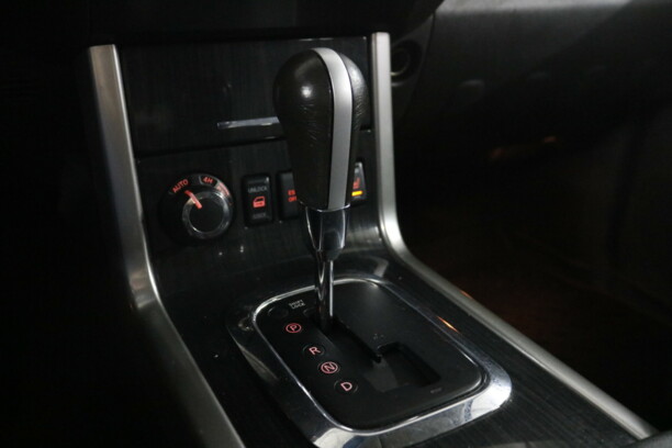 Nissan Pathfinder R51 · Рестайлинг, 7 мест, 2011 г.
