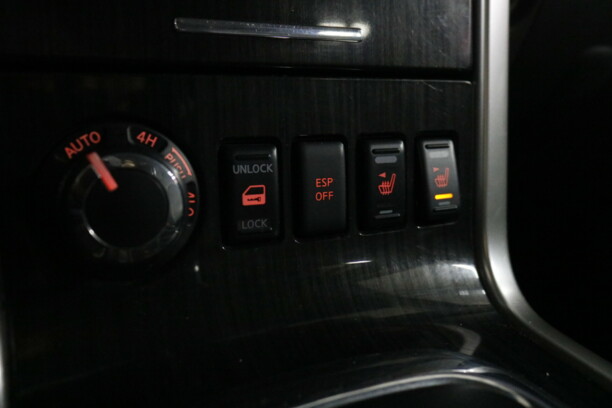 Nissan Pathfinder R51 · Рестайлинг, 7 мест, 2011 г.