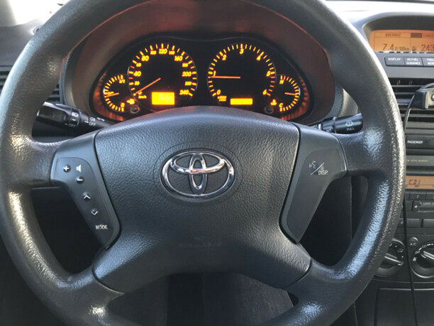 Toyota Avensis II (T250), 2004 г.
