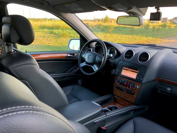 Mercedes-Benz GL-Класс X164 (Рестайлинг), 7 мест, 2009 г.
