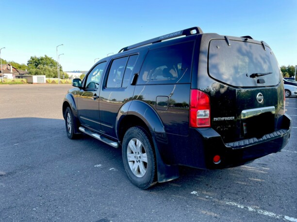 Nissan Pathfinder R51, 7 мест, 2006 г.