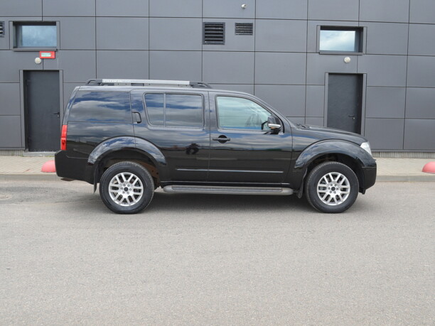 Nissan Pathfinder R51, 7 мест, 2008 г.