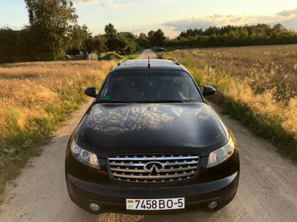 Infiniti FX I, 2003 г.