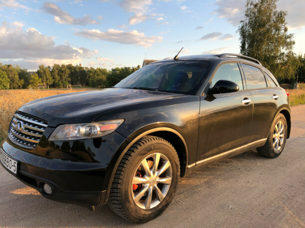 Infiniti FX I, 2003 г.