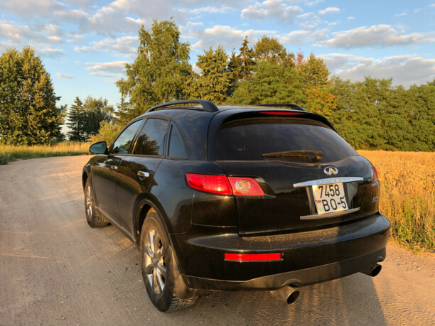Infiniti FX I, 2003 г.