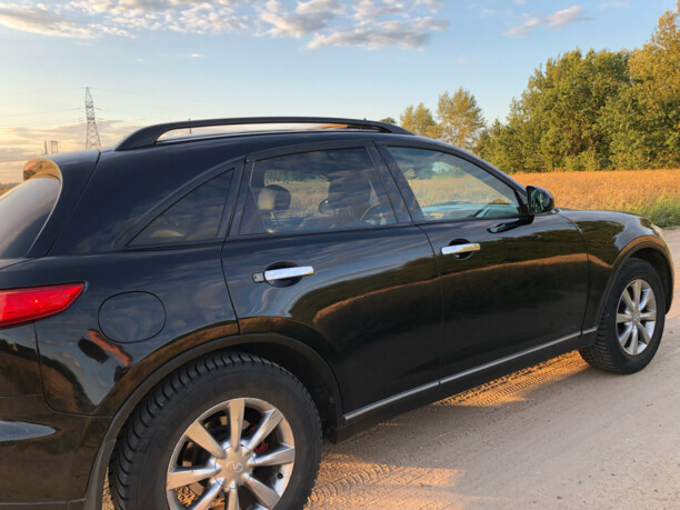 Infiniti FX I, 2003 г.