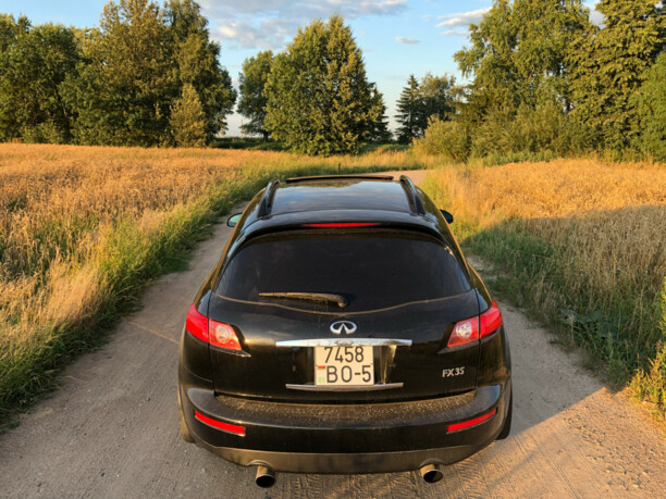 Infiniti FX I, 2003 г.