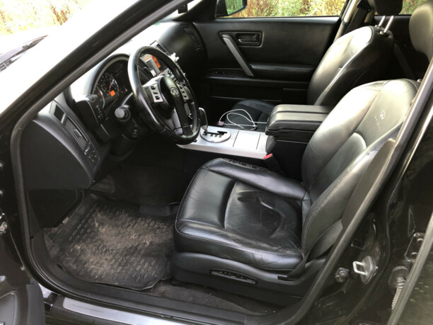 Infiniti FX I, 2003 г.
