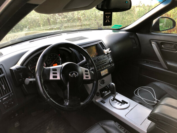 Infiniti FX I, 2003 г.