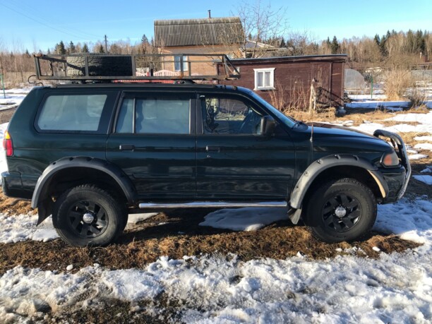 Mitsubishi Montero Sport, 2000 г.