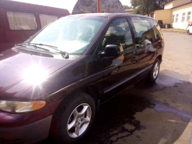 Plymouth Voyager III, 7 мест, 1999 г.