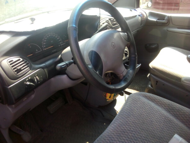 Plymouth Voyager III, 7 мест, 1999 г.
