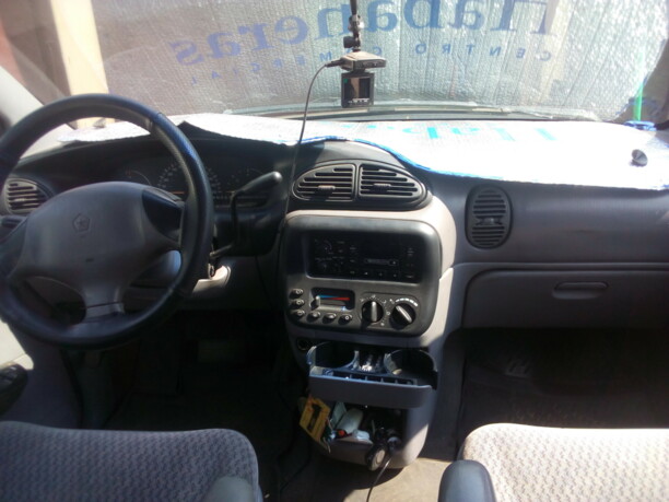 Plymouth Voyager III, 7 мест, 1999 г.