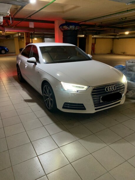 Audi A4 B9, 2015 г.
