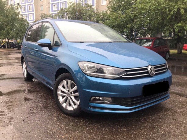 Volkswagen Touran III, 7 мест, 2017 г.
