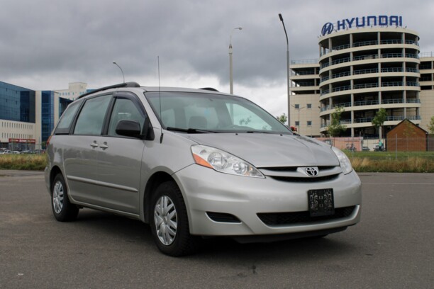 Toyota Sienna II (XL20) · Рестайлинг, 7 мест, 2007 г.