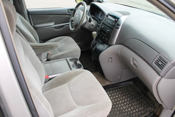 Toyota Sienna II (XL20) · Рестайлинг, 7 мест, 2007 г.