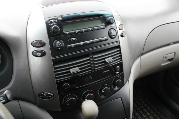 Toyota Sienna II (XL20) · Рестайлинг, 7 мест, 2007 г.