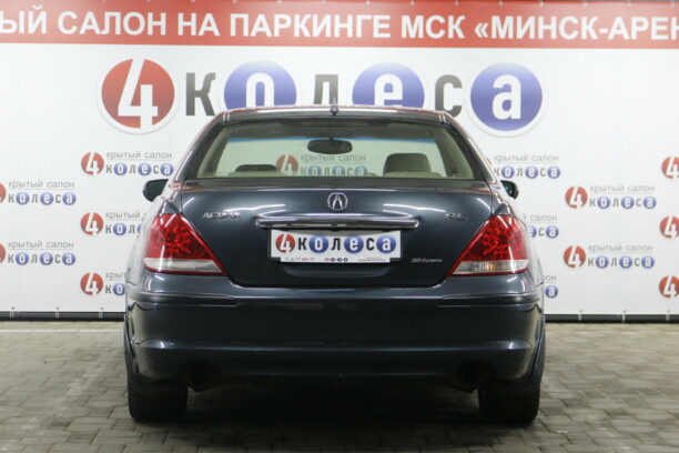 Acura RL KB1, 2004 г.