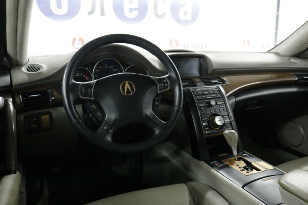 Acura RL KB1, 2004 г.