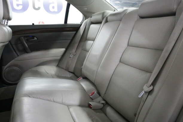 Acura RL KB1, 2004 г.