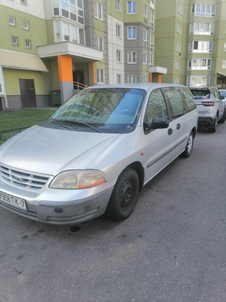 Ford Windstar II, 7 мест, 2001 г.