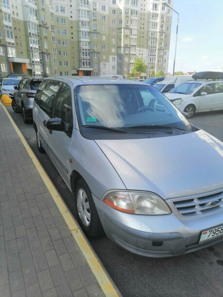 Ford Windstar II, 7 мест, 2001 г.