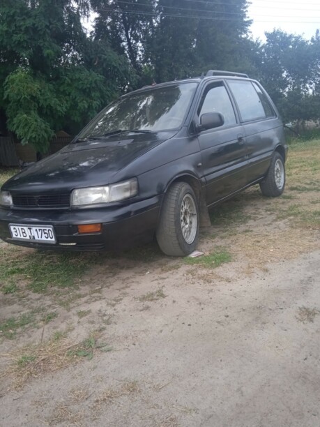 Mitsubishi Space Runner I, 1992 г.