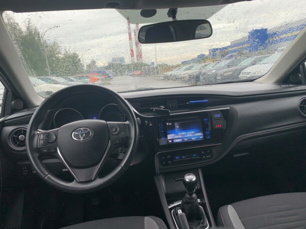 Toyota Auris II (E180) · Рестайлинг, 2015 г.