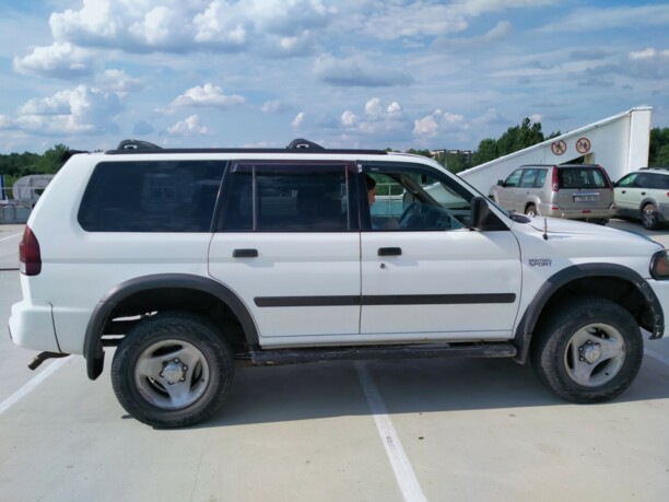 Mitsubishi Montero Sport, 1999 г.