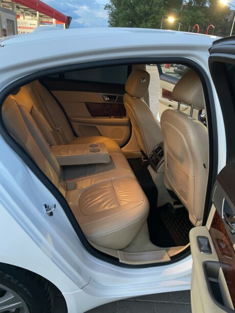 Jaguar XF X250, 2010 г.