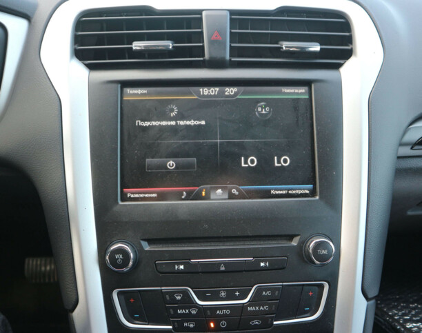 Ford Fusion USA II, 2015 г.