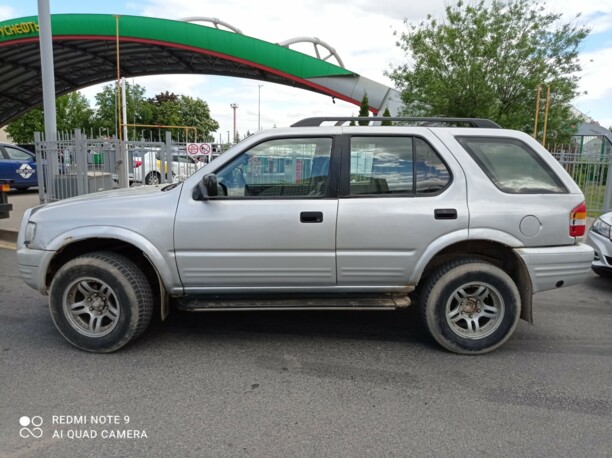 Isuzu Rodeo II, 2001 г.
