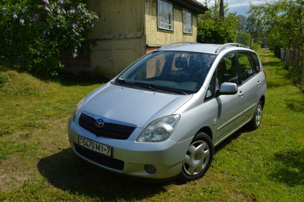 Toyota Corolla Verso I (E110), 2004 г.